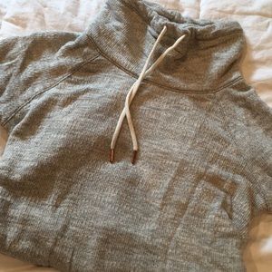 Maternity sweatshirt
